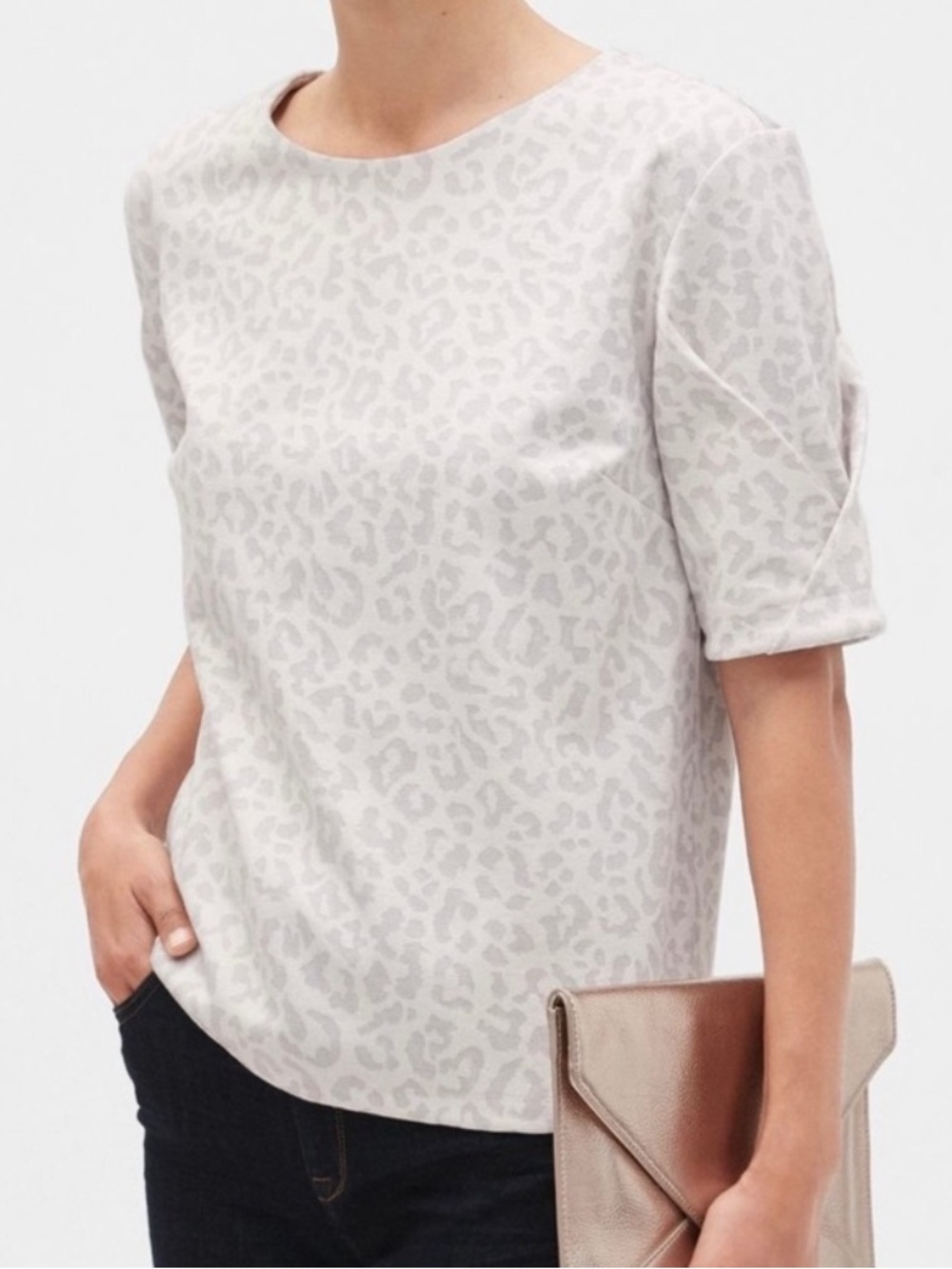 Banana Republic Pale Gray Leopard Short Sleeve Crossover Sleeves Top